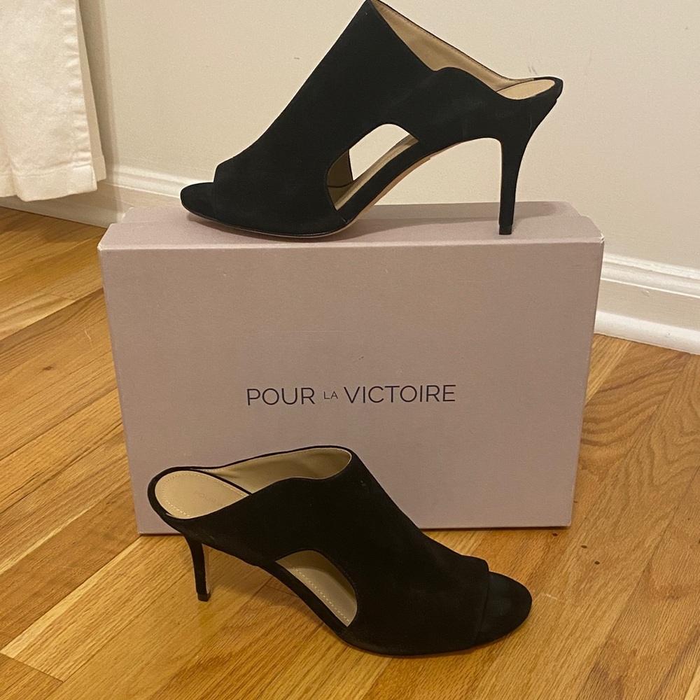 Pour La Victoire Black Open-Toe Heels